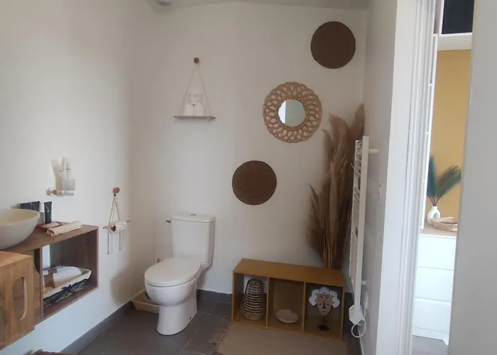 O'me Wally Couette-café Galargues